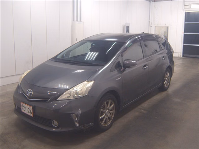 TOYOTA PRIUS ALPHA