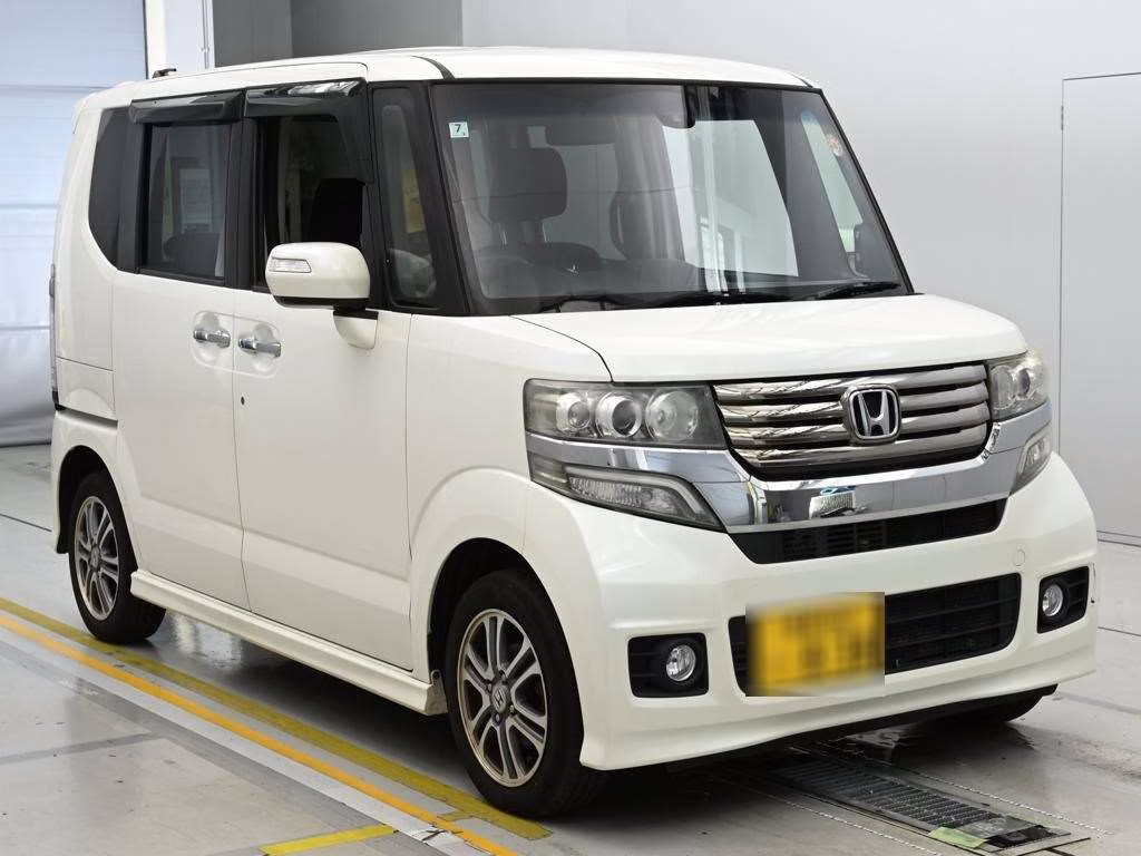 HONDA N-BOX