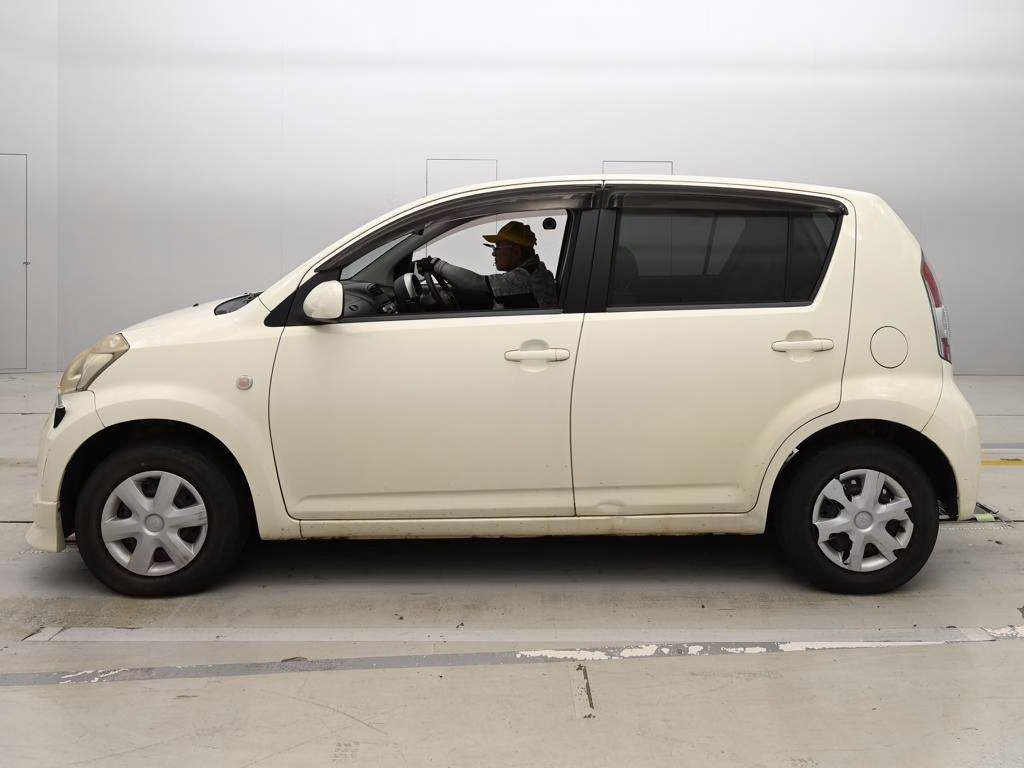 TOYOTA PASSO