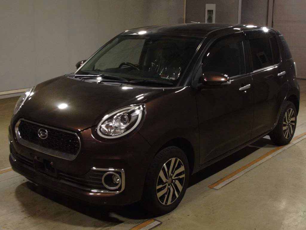 DAIHATSU BOON
