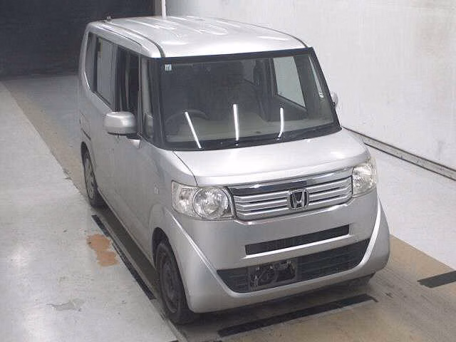 HONDA N-BOX