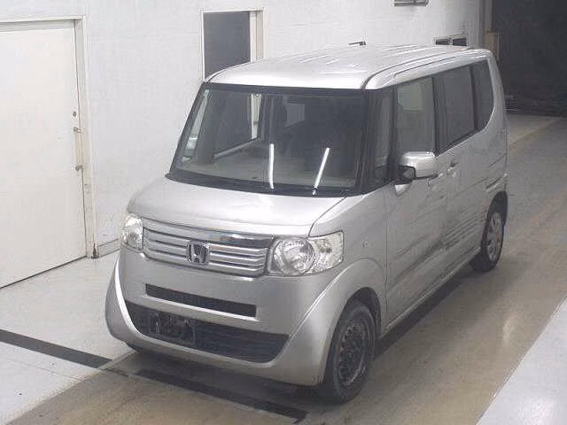 HONDA N-BOX