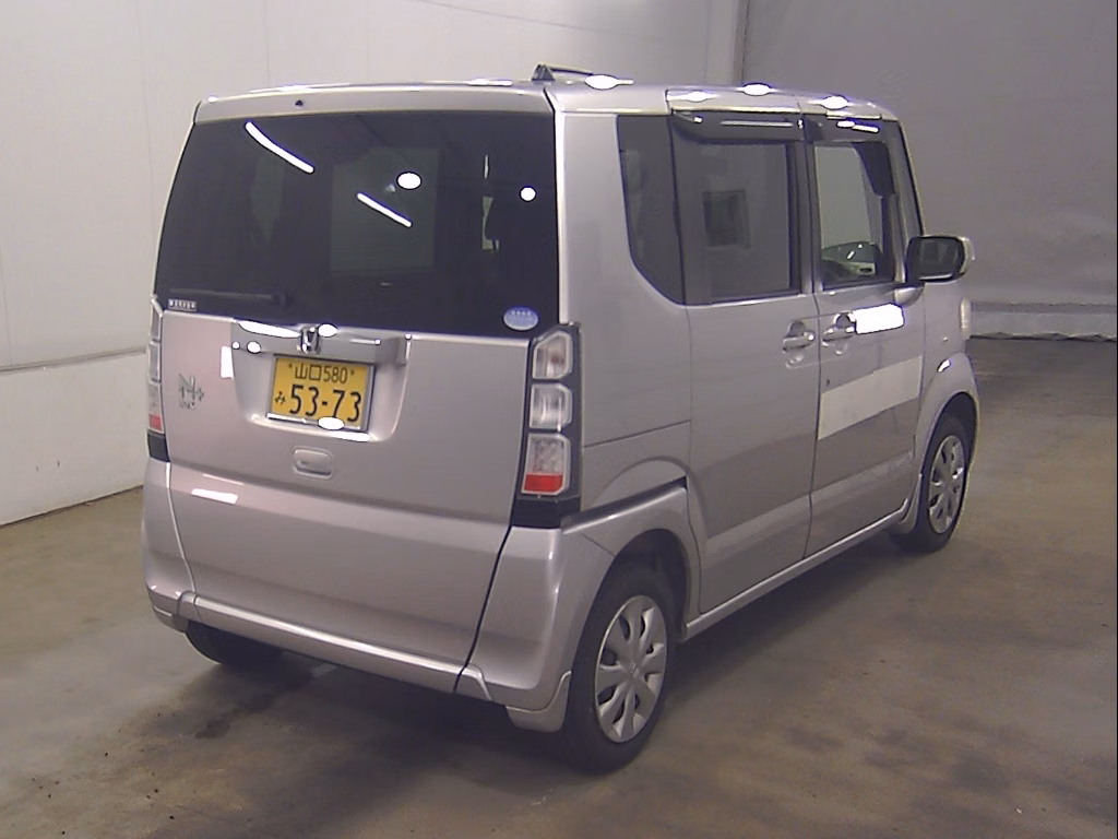 HONDA N-BOX+