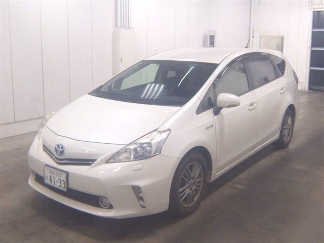 TOYOTA PRIUS ALPHA