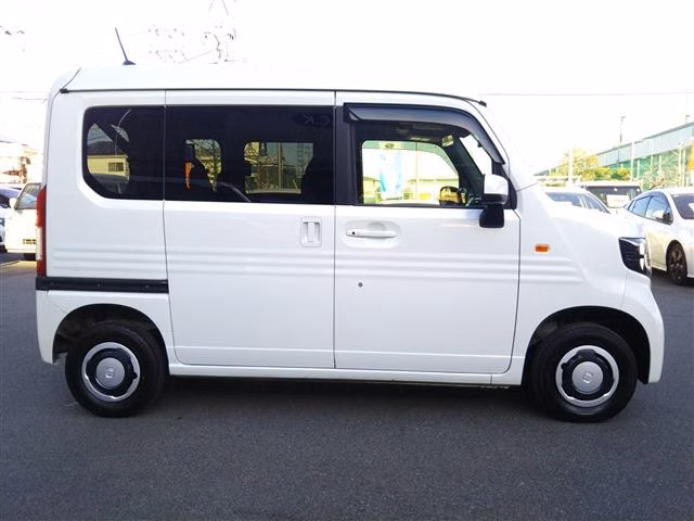HONDA N-VAN