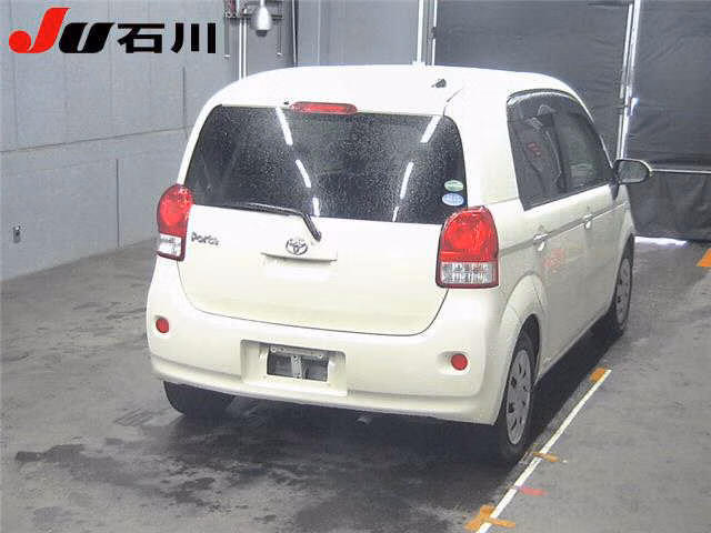 TOYOTA PORTE