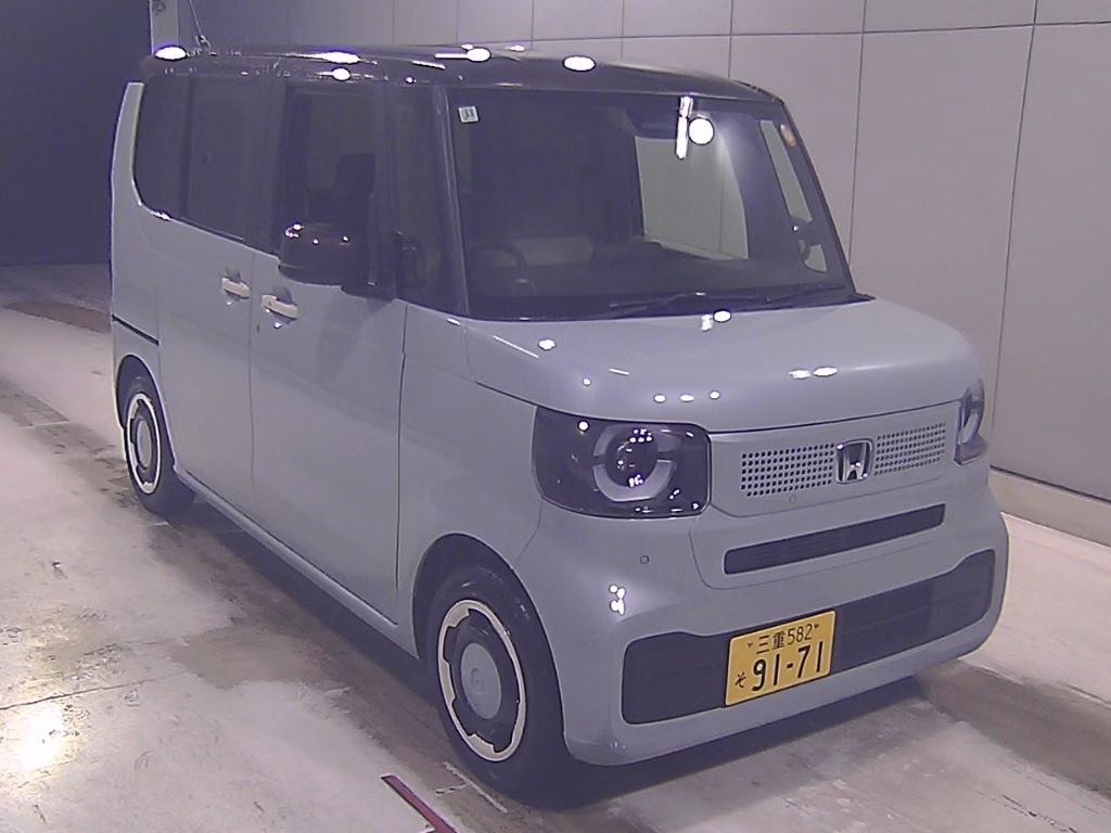 HONDA N-BOX
