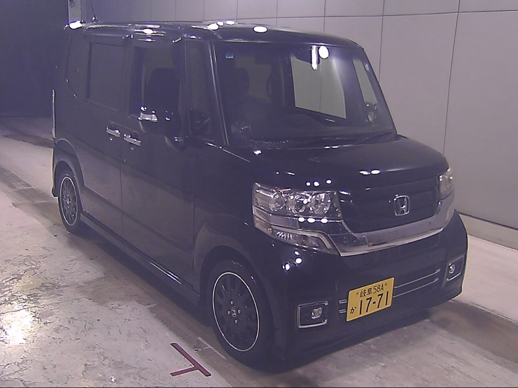 HONDA N-BOX