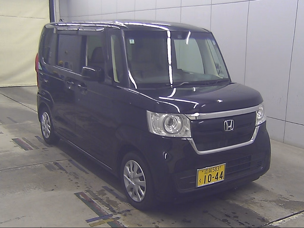 HONDA N-BOX