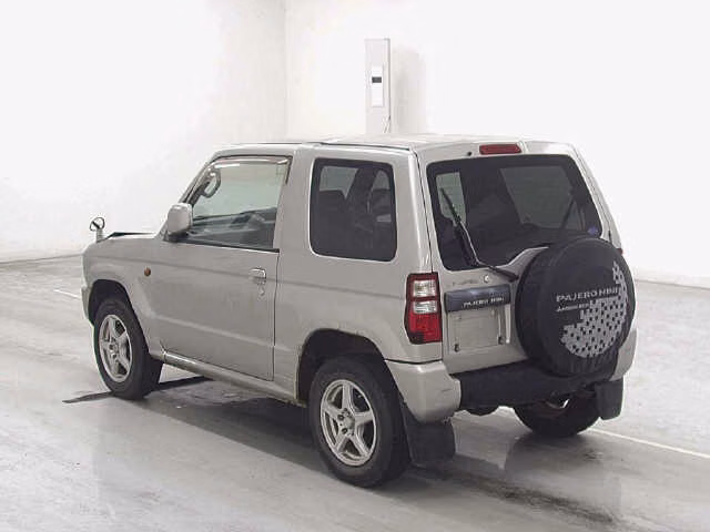 MITSUBISHI PAJERO MINI
