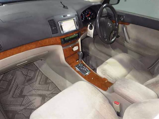 TOYOTA PREMIO