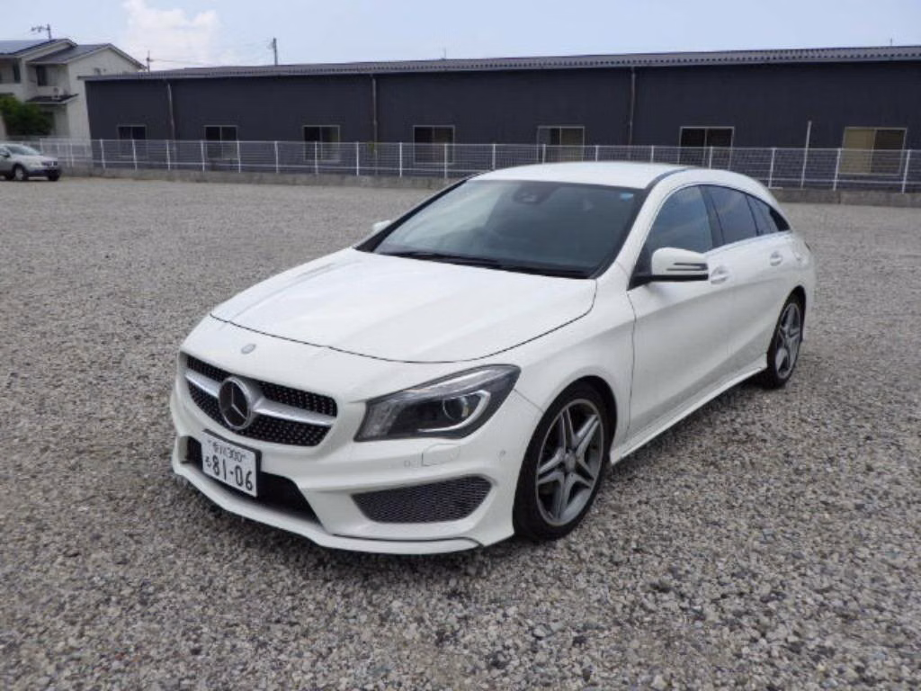 MERCEDES-BENZ CLA-CLASS