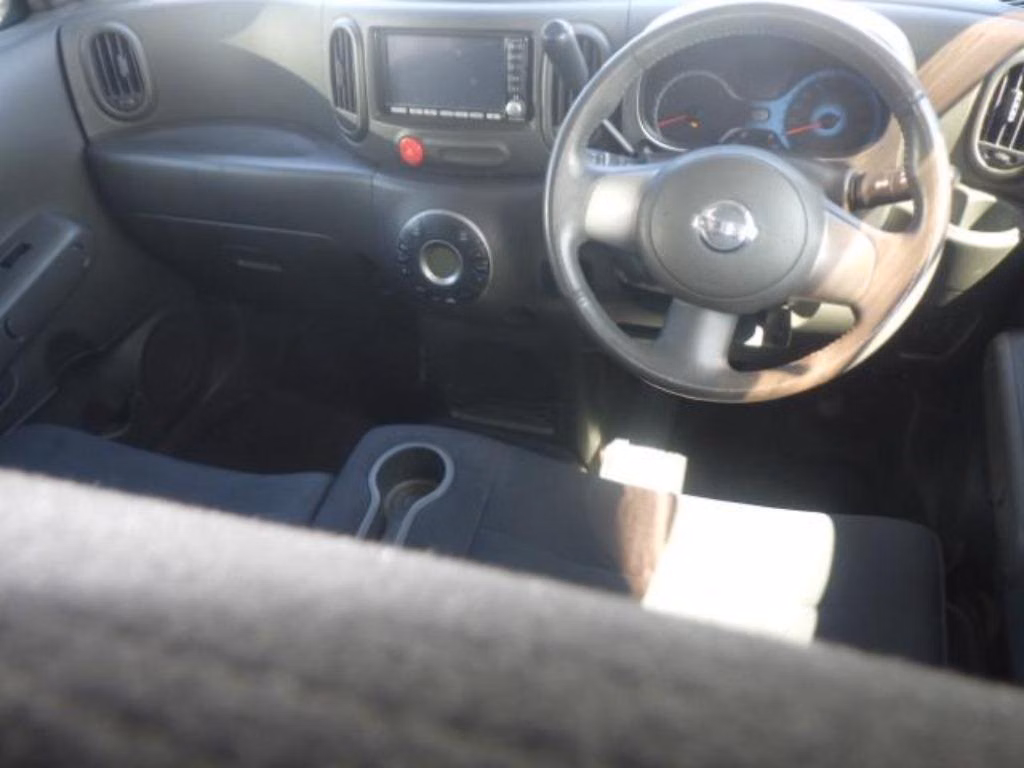 NISSAN CUBE
