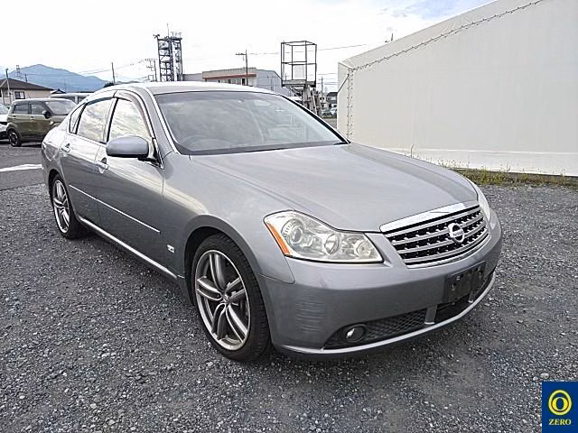 NISSAN FUGA