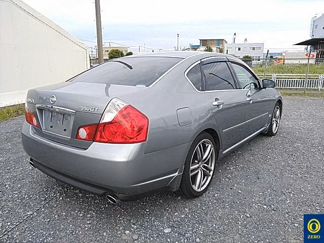 NISSAN FUGA