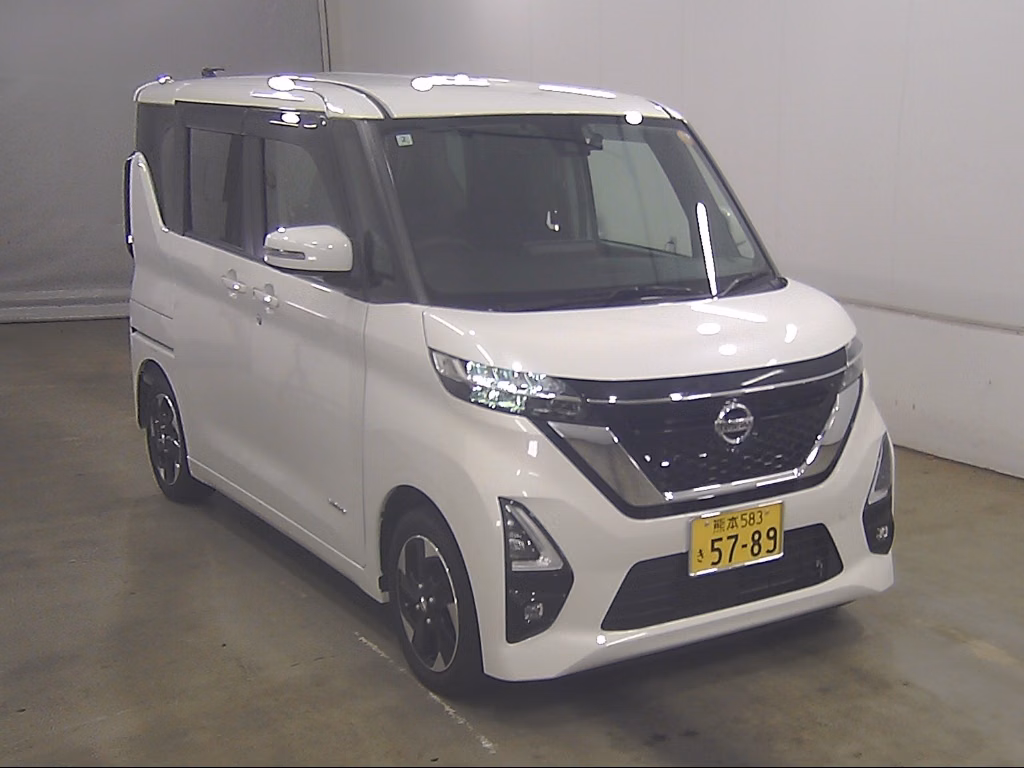 NISSAN ROOX