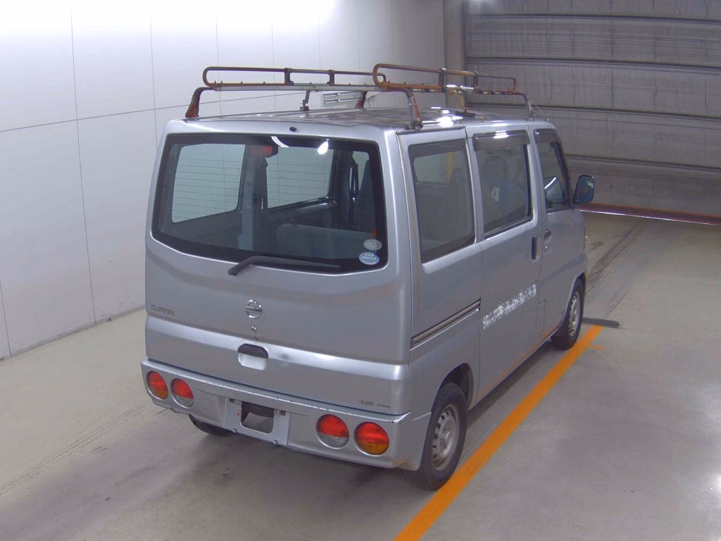 NISSAN CLIPPER