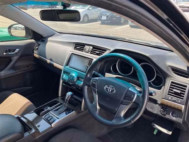 TOYOTA MARK X