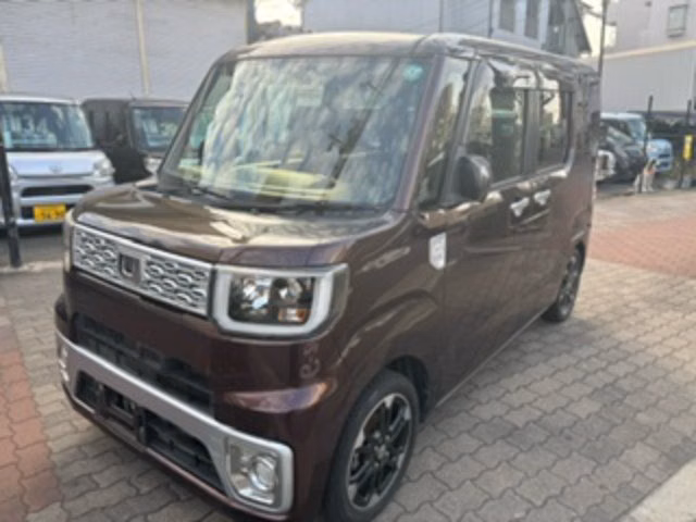 DAIHATSU WAKE