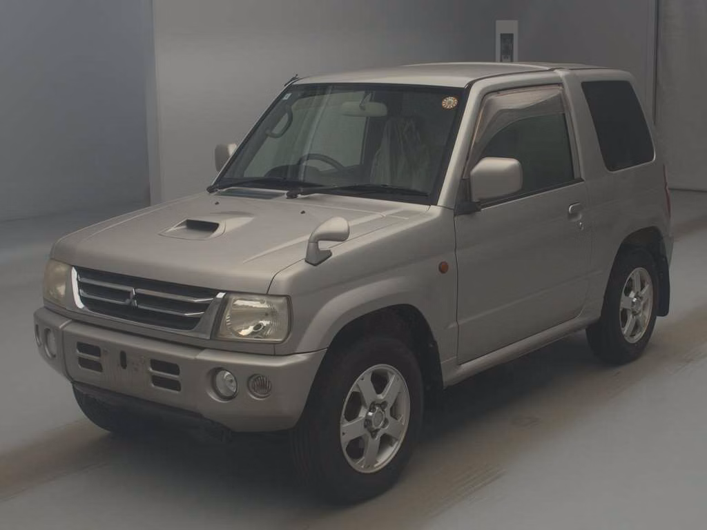 MITSUBISHI PAJERO MINI