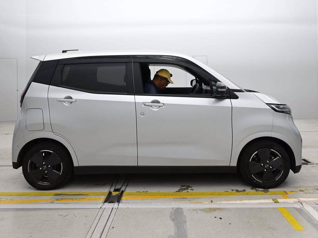 NISSAN SAKURA