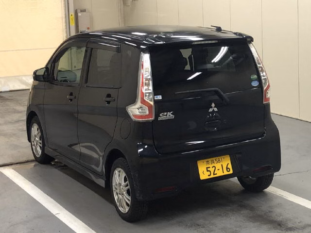 MITSUBISHI EK CUSTOM
