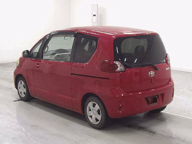 TOYOTA PORTE