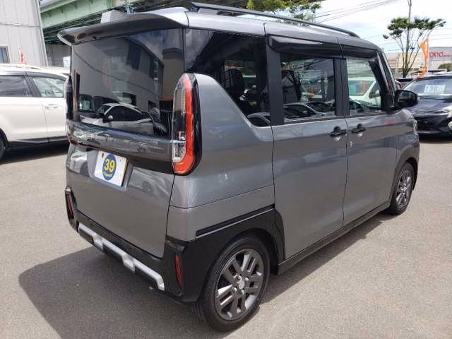 MITSUBISHI DELICA MINI