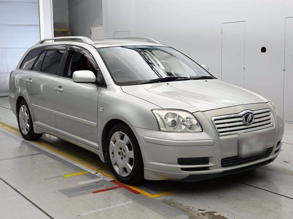 TOYOTA AVENSIS