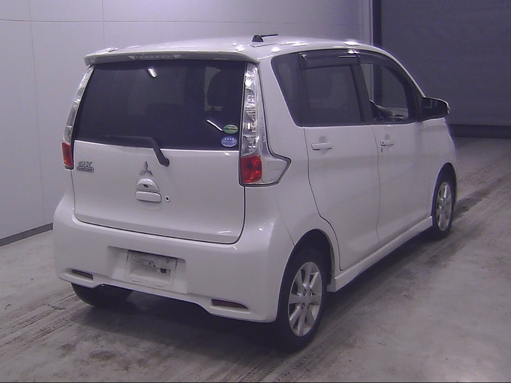MITSUBISHI EK CUSTOM
