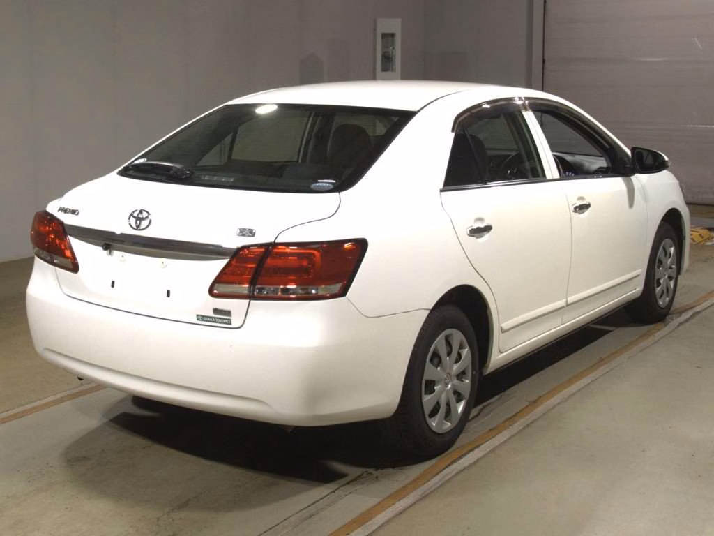 TOYOTA PREMIO