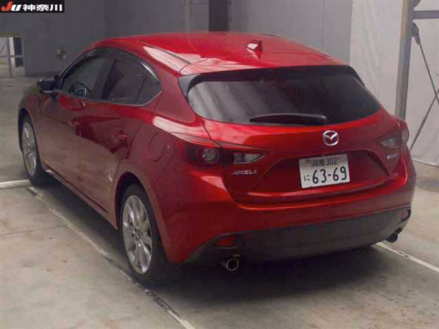 MAZDA AXELA
