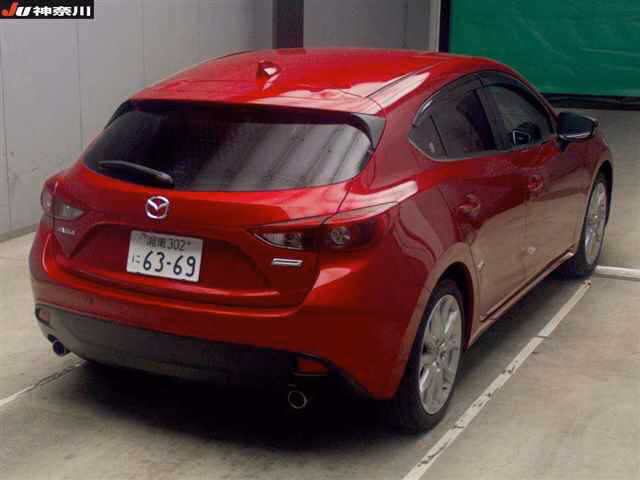 MAZDA AXELA