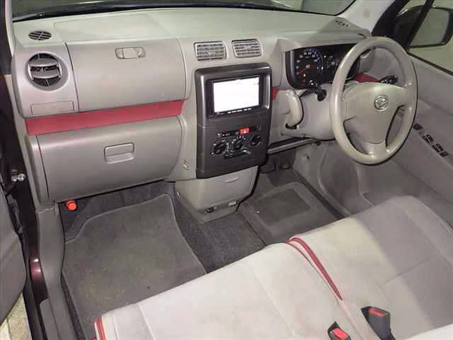 DAIHATSU MOVE CONTE
