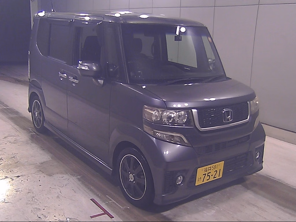 HONDA N-BOX