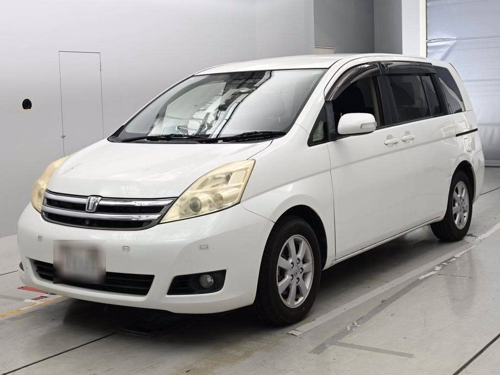 TOYOTA ISIS