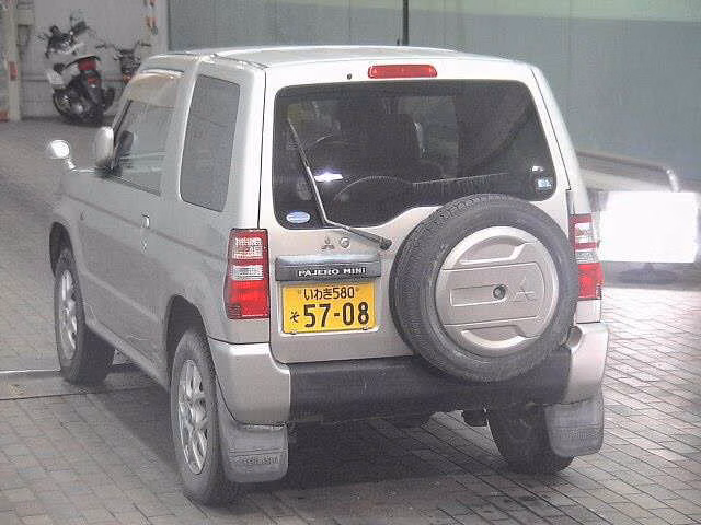 MITSUBISHI PAJERO MINI
