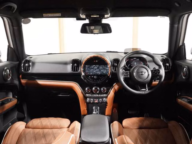MINI CROSSOVER