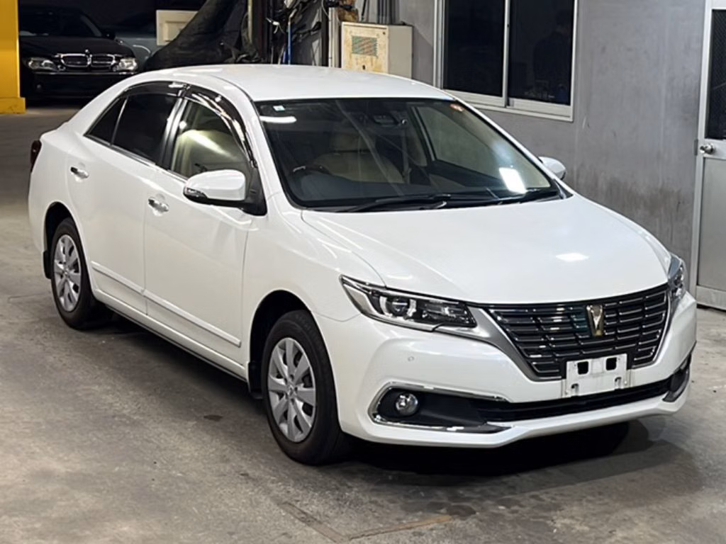 TOYOTA PREMIO