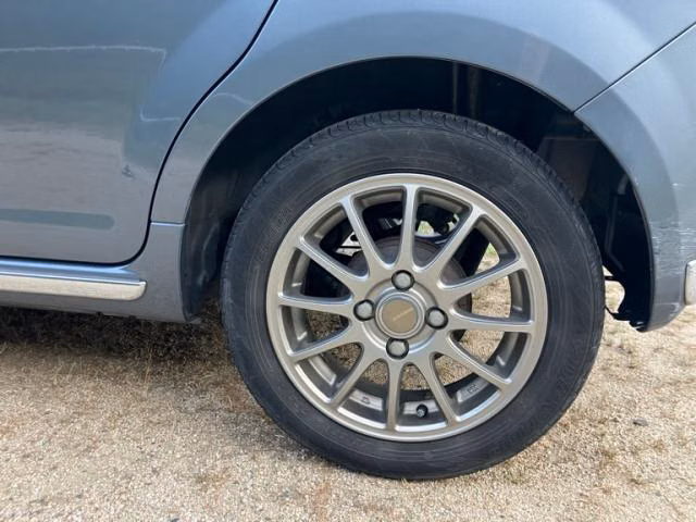 DAIHATSU MIRA GINO
