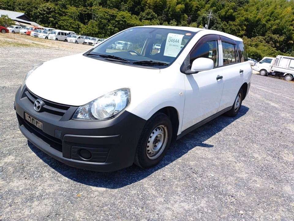MAZDA FAMILIA