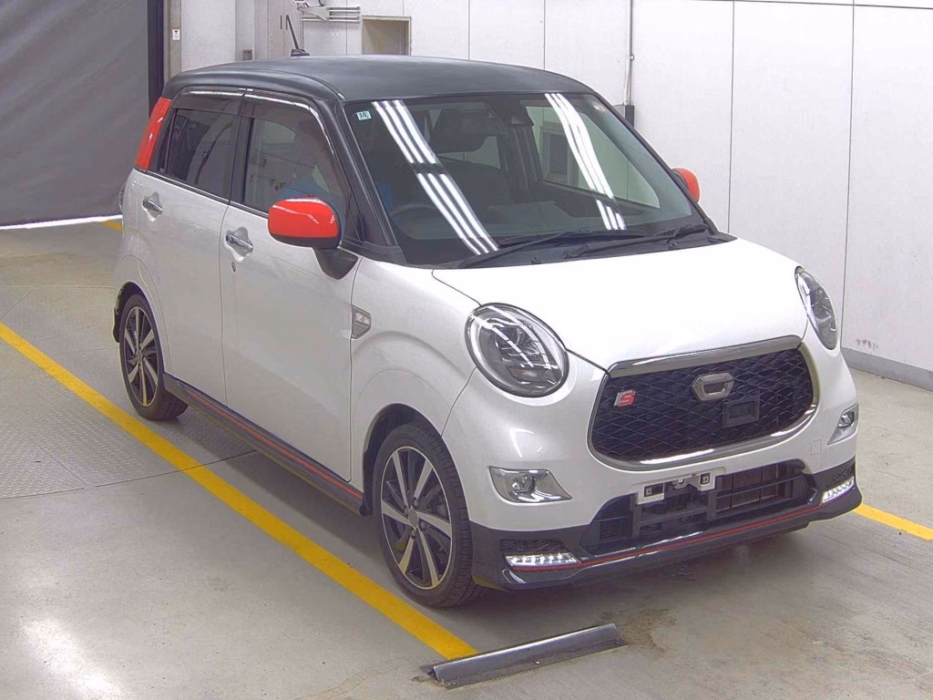 DAIHATSU CAST