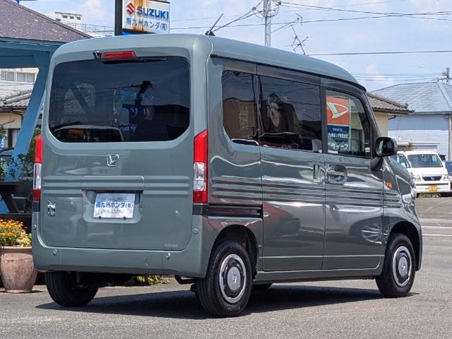 HONDA N-VAN