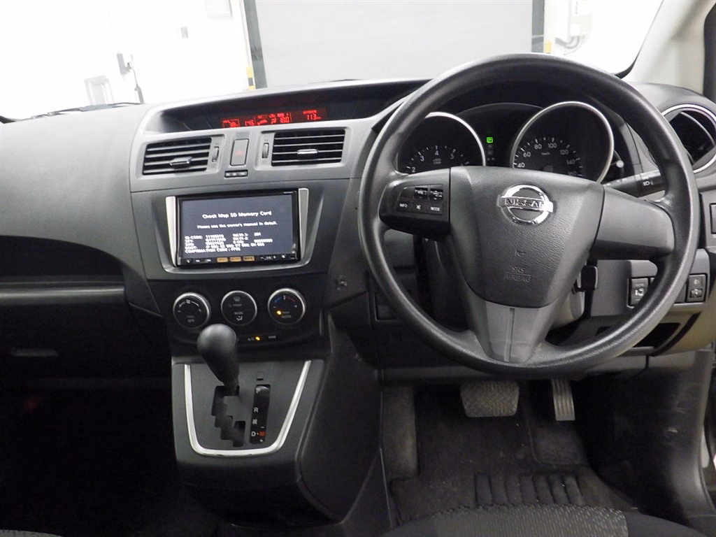 NISSAN LAFESTA