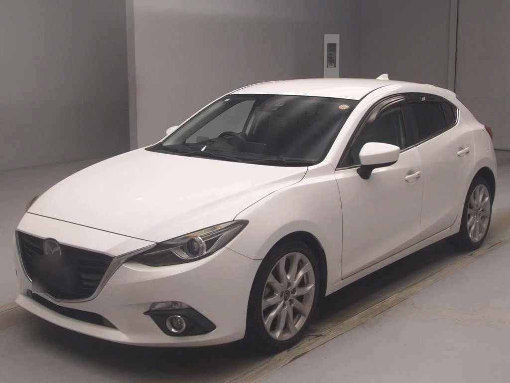 MAZDA AXELA