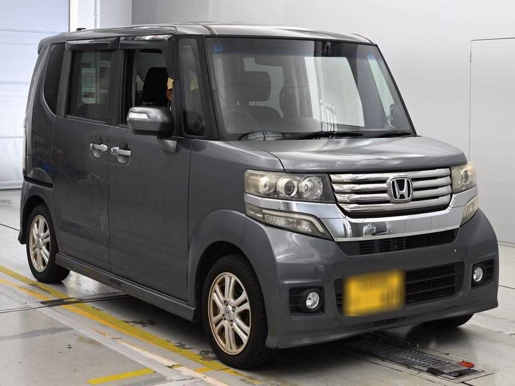 HONDA N-BOX