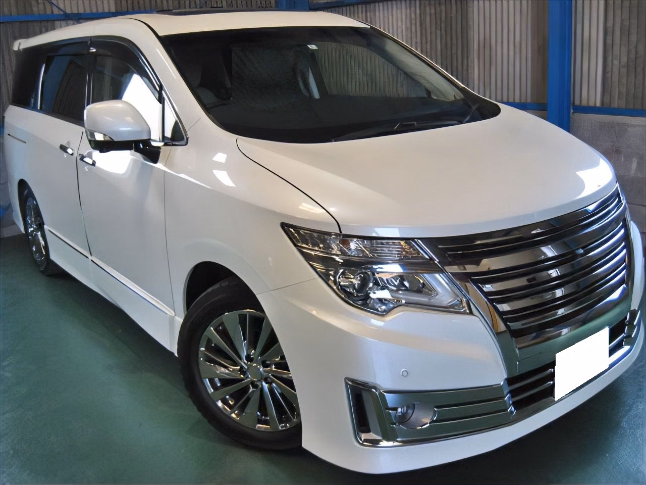 Nissan Elgrand