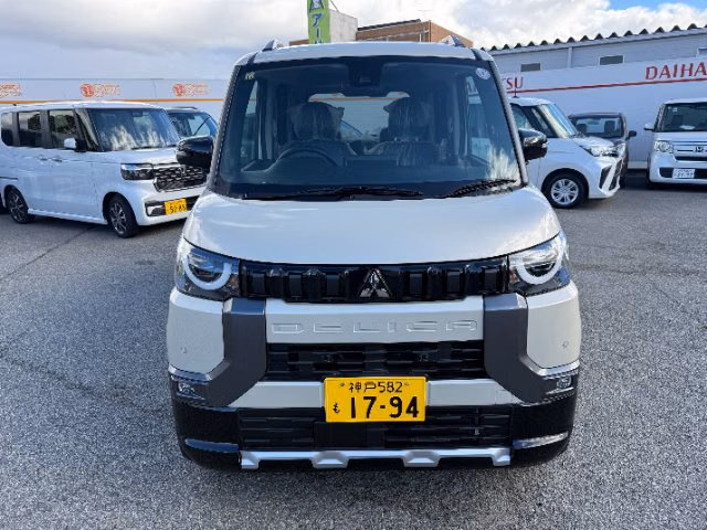 Mitsubishi Delica Mini