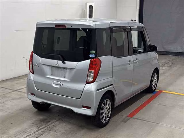 MITSUBISHI EK SPACE