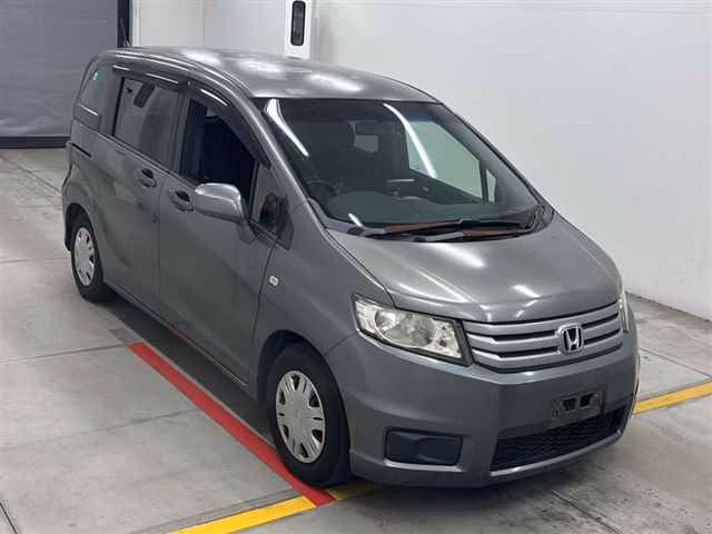 HONDA FREED SPIKE
